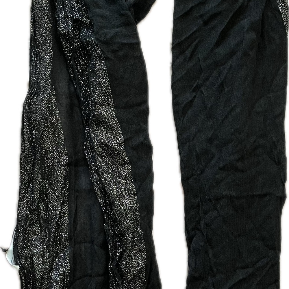 NWT Pier One Infinity Black and Silver Scarf